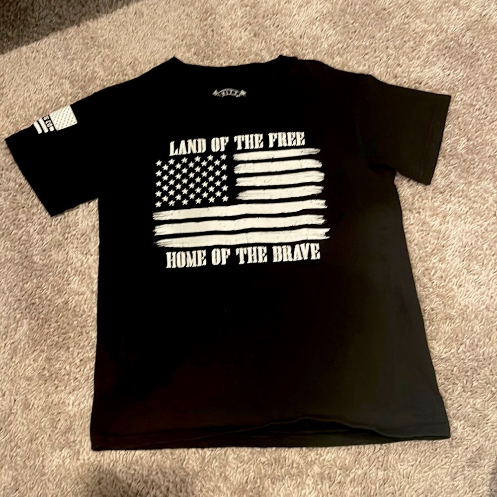 Boys Small Howitzer MFG Co Shirt